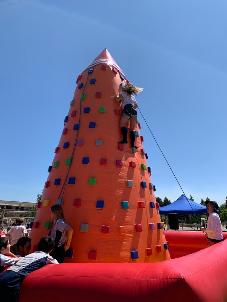 Muro de escalada inflable